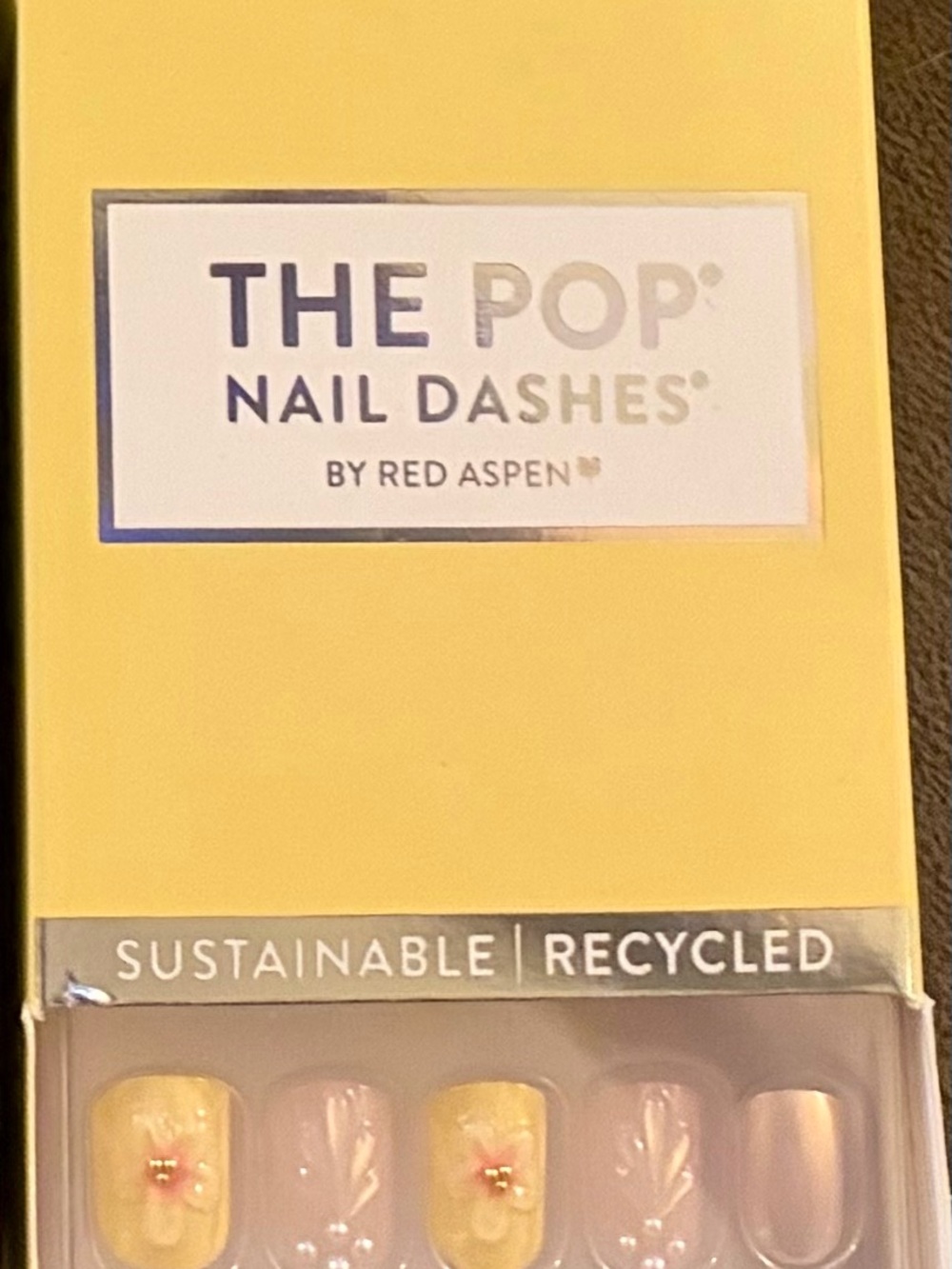 The Pop Nail Dashes by Red Aspen — Yellow Floral Press-On Nails